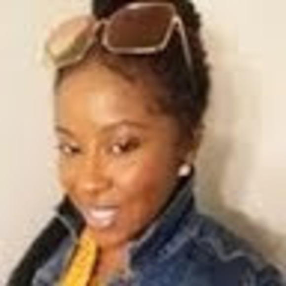 Meet your Posher, Inshirah - Picture 1 of 1